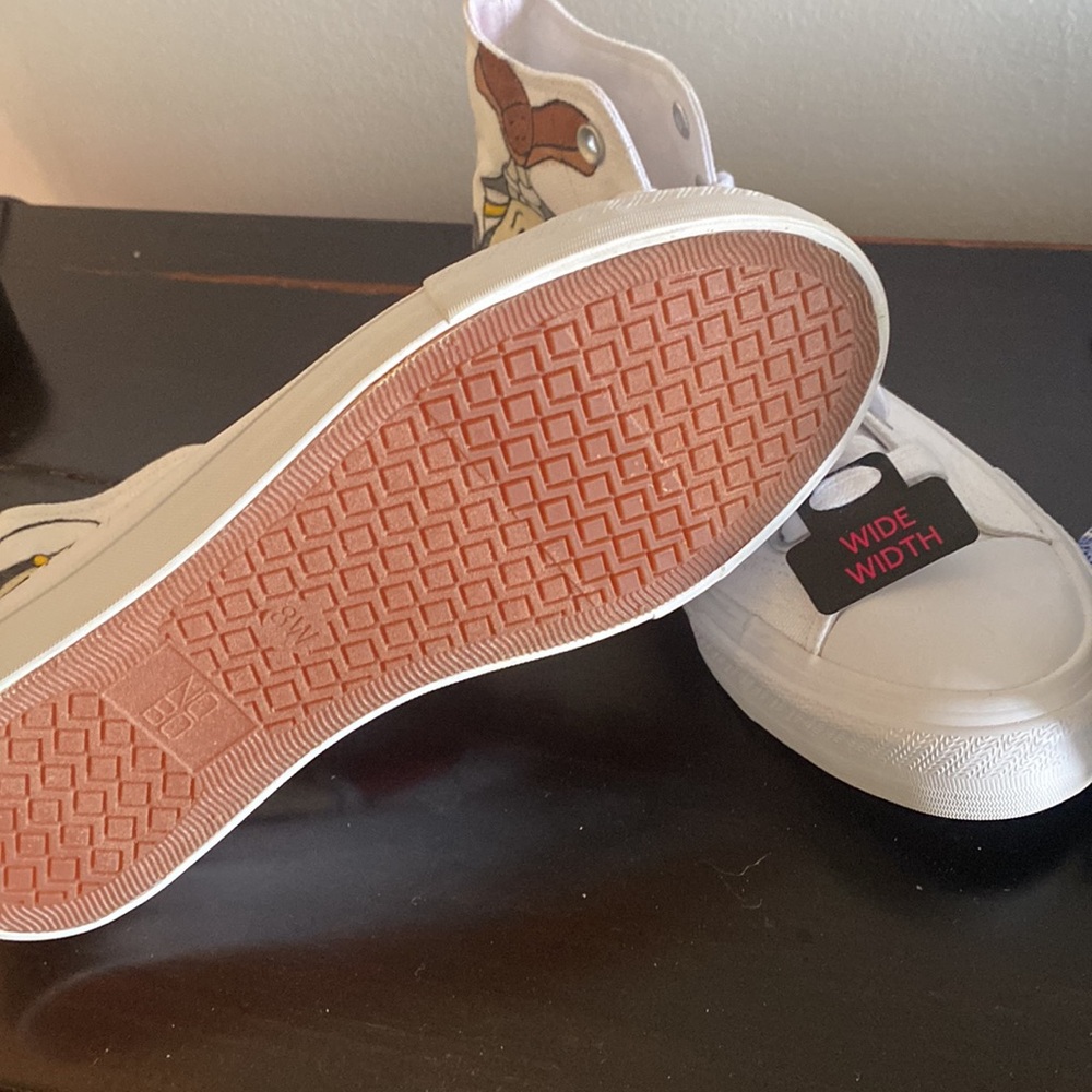 Nwt Popeye and Olive Oyl Hand crafted hi tops - Picture 6 of 6